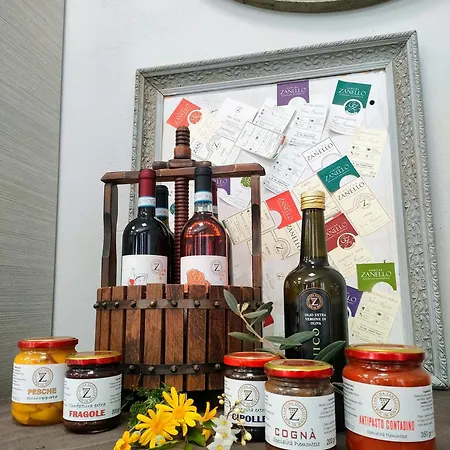 Alloggio per agriturismo Le Tre Rose - Cantina Zanello