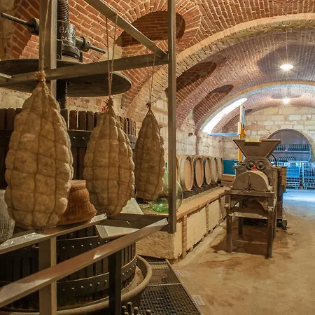 Le Tre Rose - Cantina Zanello *