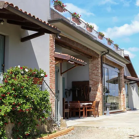 Le Tre Rose - Cantina Zanello 팜스테이