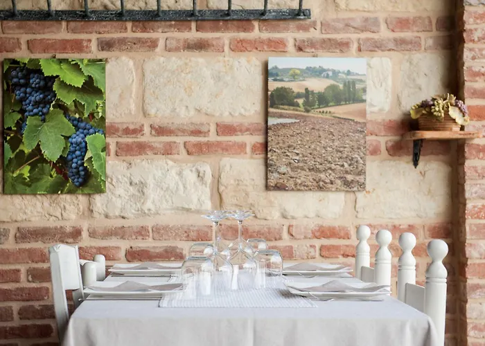 Farm stay Le Tre Rose - Cantina Zanello Rosignano Monferrato